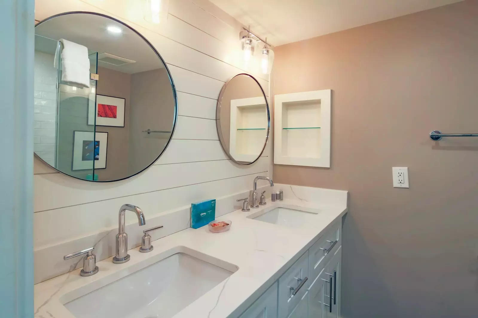 The hallway bathroom also has plenty of storage area for your personal items.