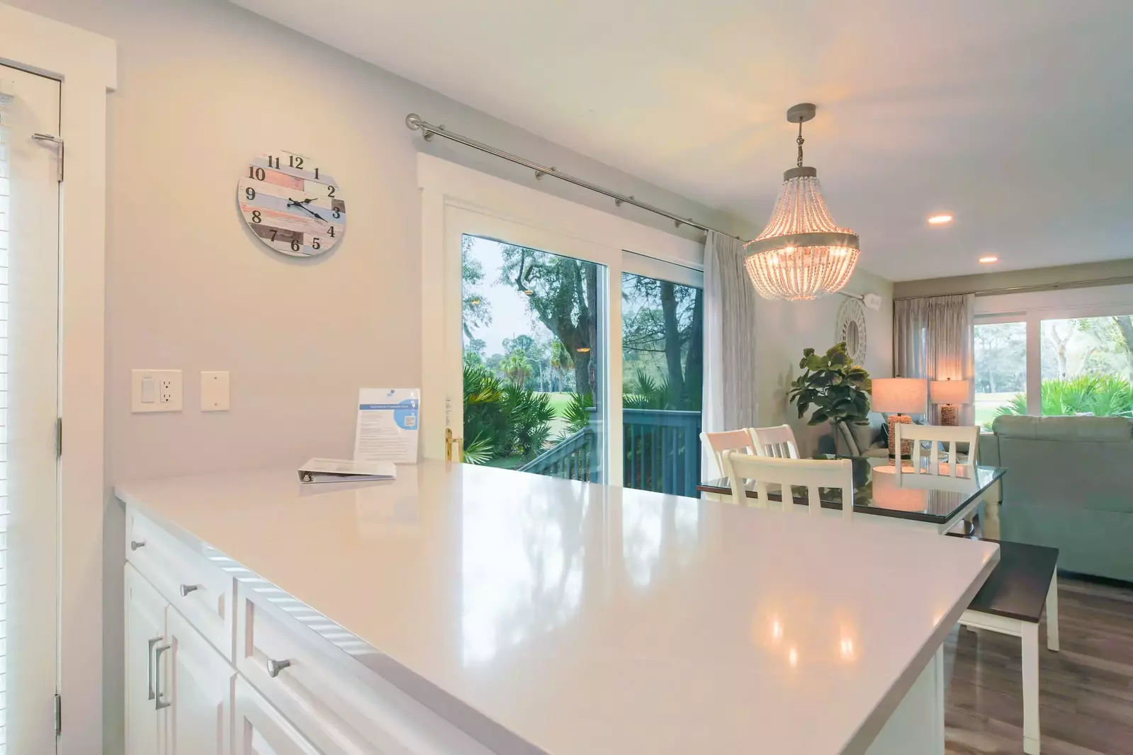 The open floor plan layout makes it very easy to interact with your family & friends.
