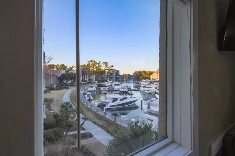 Harbour Town Yacht Basin is a premier yachting destination on the Atlantic Intracoastal Waterway.