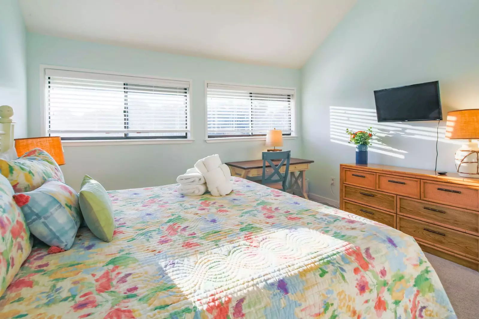 There is also a desk in the master suite.