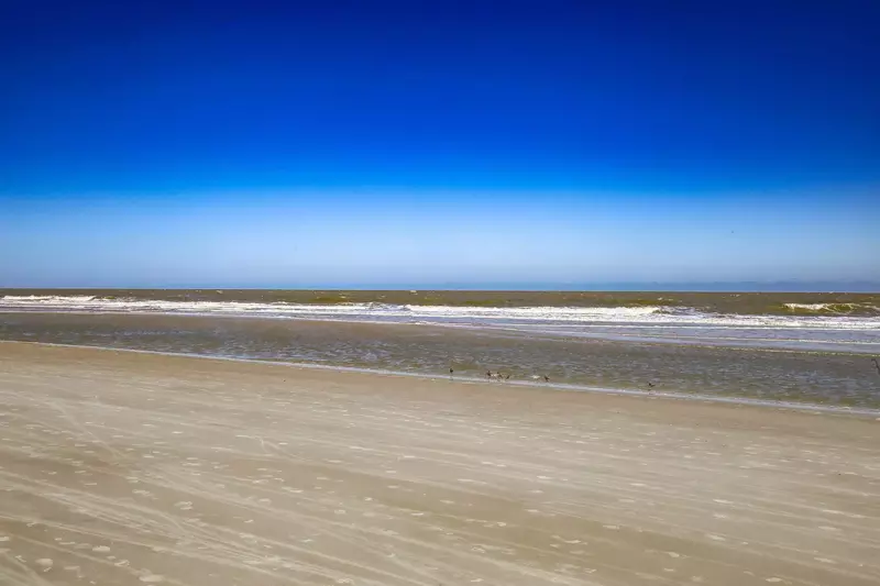 We'd love to host your next beach getaway.