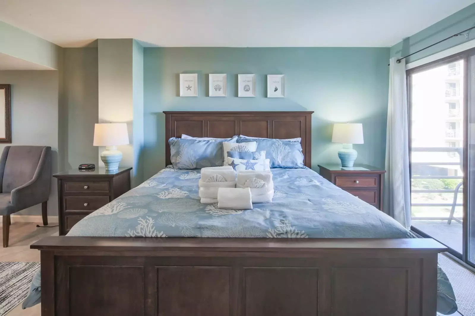 All of the rooms of Ocean Breeze are located on the same level -- no stairs once you access the unit.