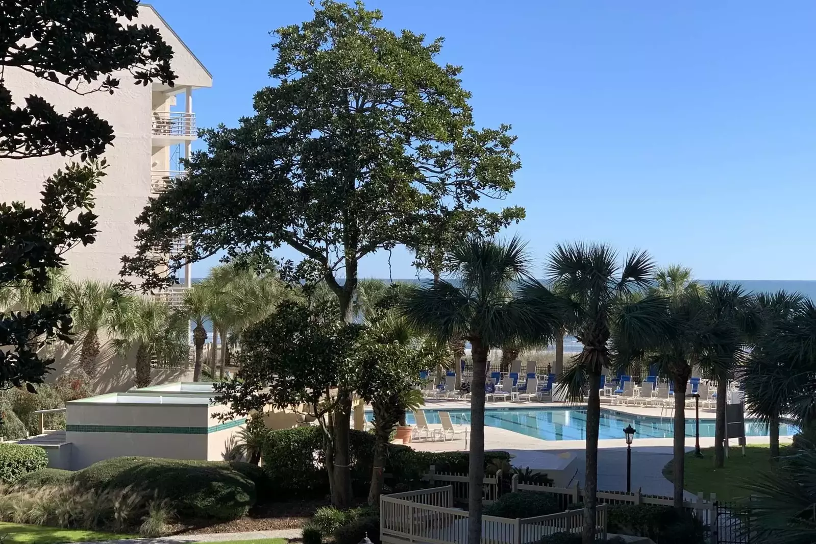 Guests of Ocean Breeze are welcome to access the oceanfront community pool, hot tub and kiddie pool.