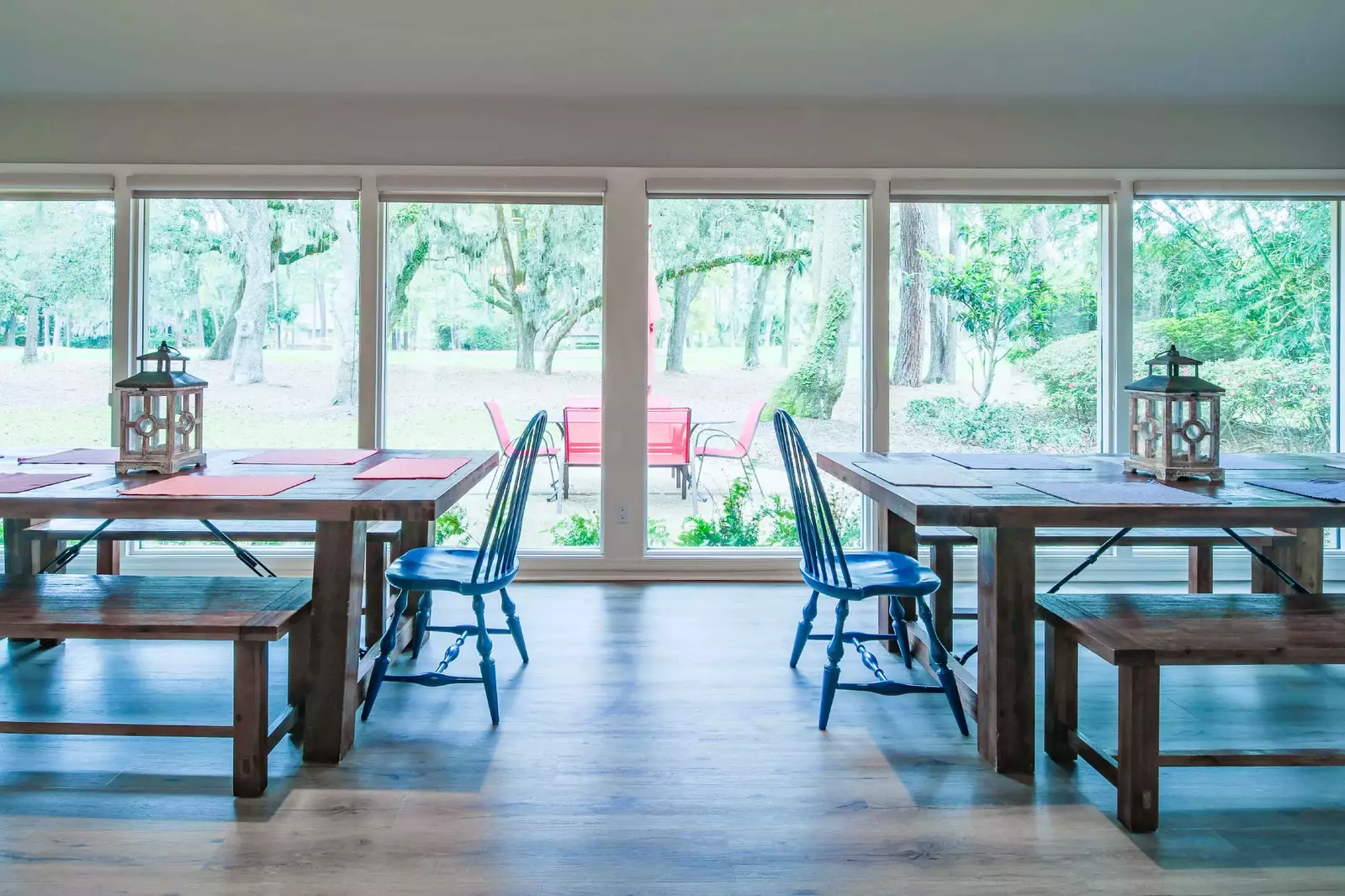 The two dining tables make it super easy to have one kids' table and one adults' table.