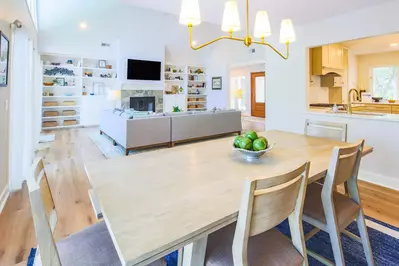 This prefessionally decorated & designed home has undergone a fabulous transformation!