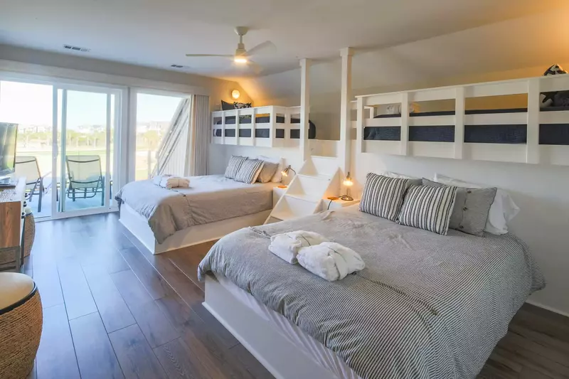 Your kids will LOVE this bunk room suite!