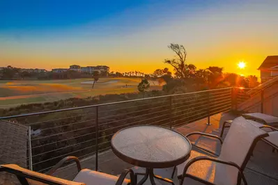 Come reset your stress levels and live your best Hilton Head life in this exceptional home.