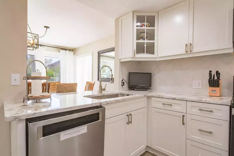 This chef's kitchen is stocked with all the kitchen gear you'll need for your stay.