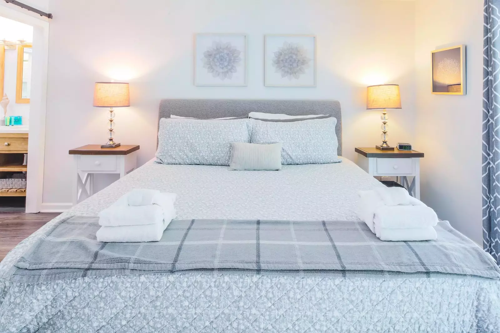 The master bedroom also features an en suite bathroom.
