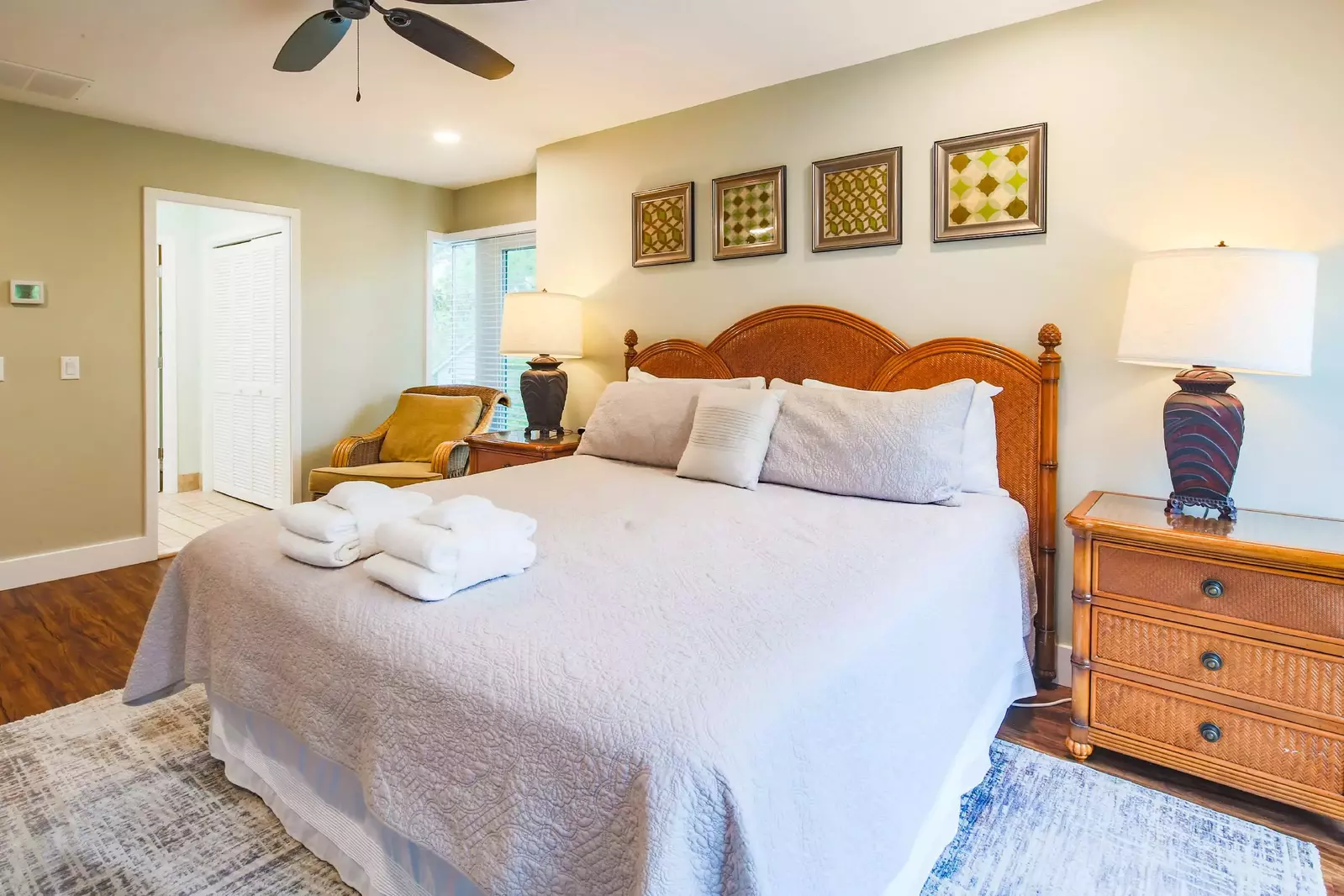 The master suite also has an en suite bathroom.