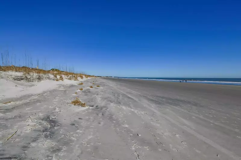 We'd love to host your family's next beach getaway at Summer Hygge!