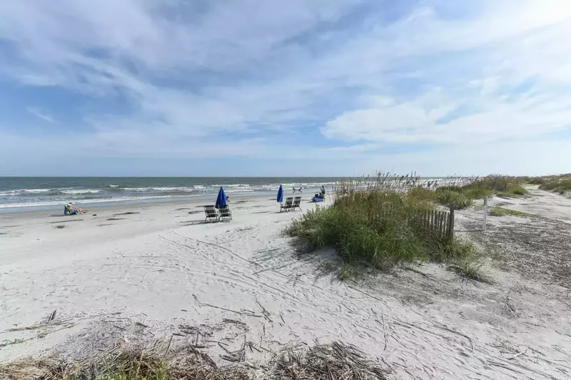 Get your toes in the sand in minutes!