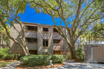 Ocean Vista is a top floor, end unit within the Windswept community on Kiawah Island.