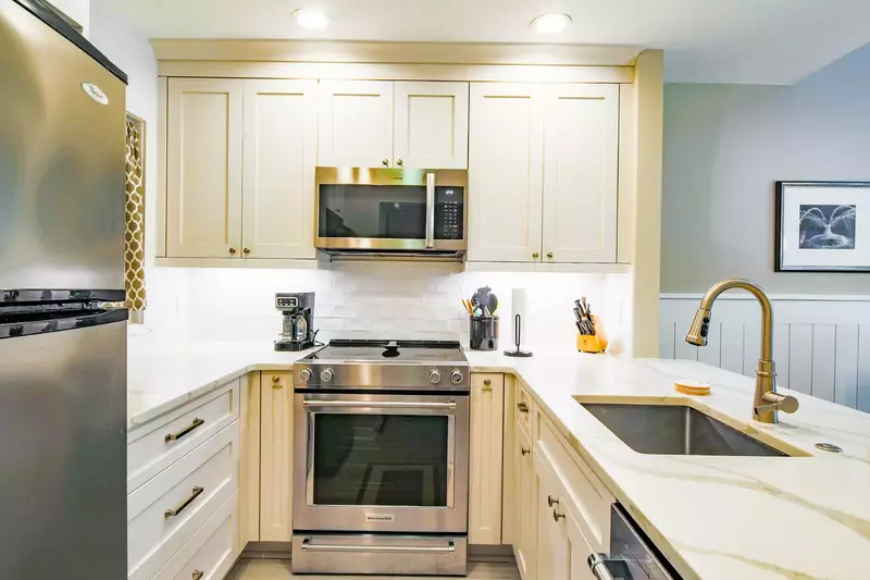 When you enter the villa, you will find this beautifully renovated kitchen with stainless steel appliances.