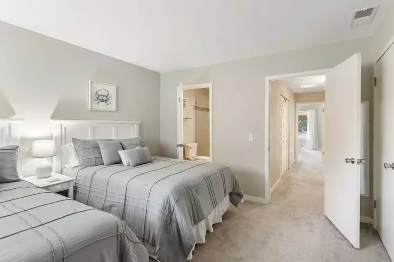 Lovely guest bedroom