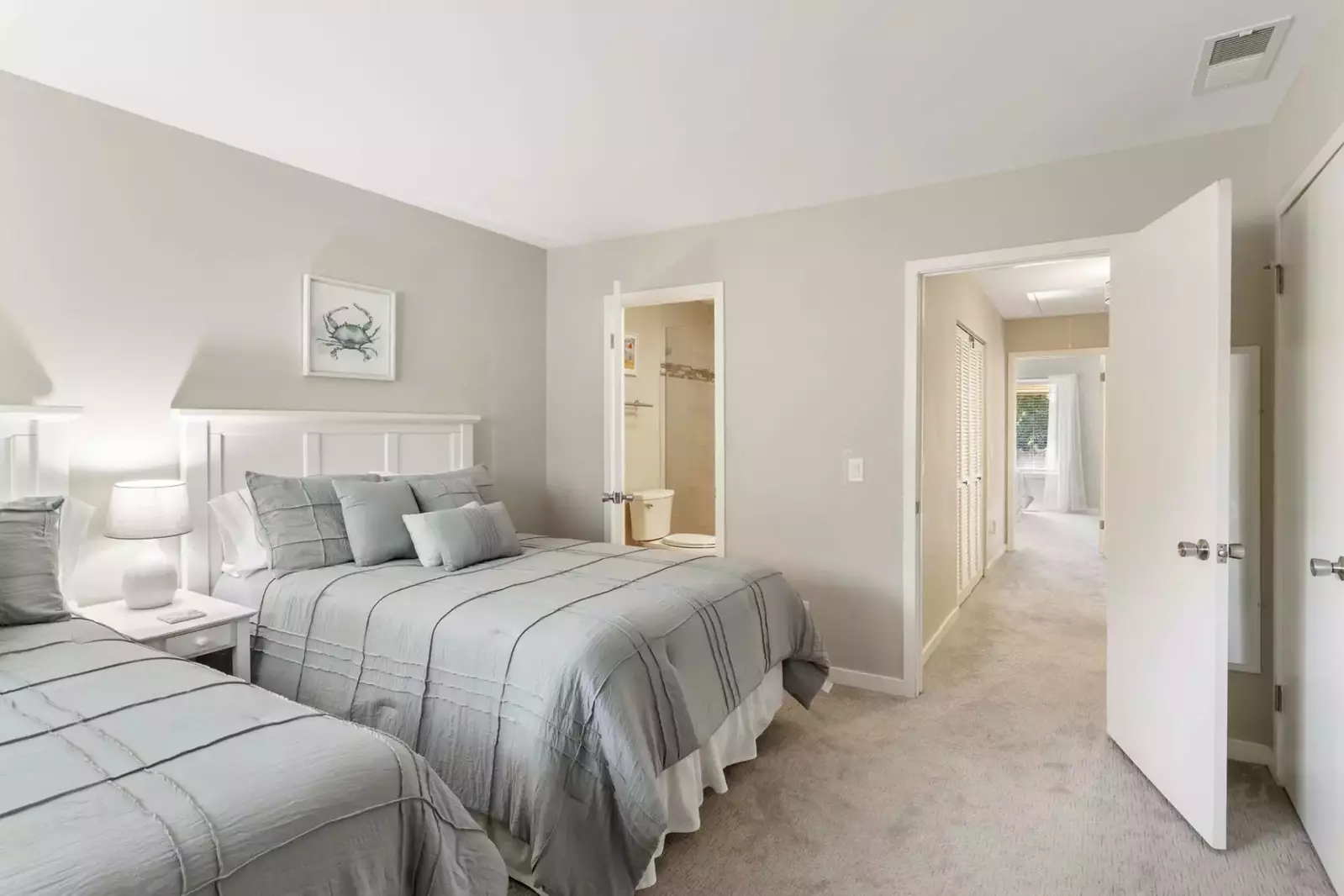 Lovely guest bedroom