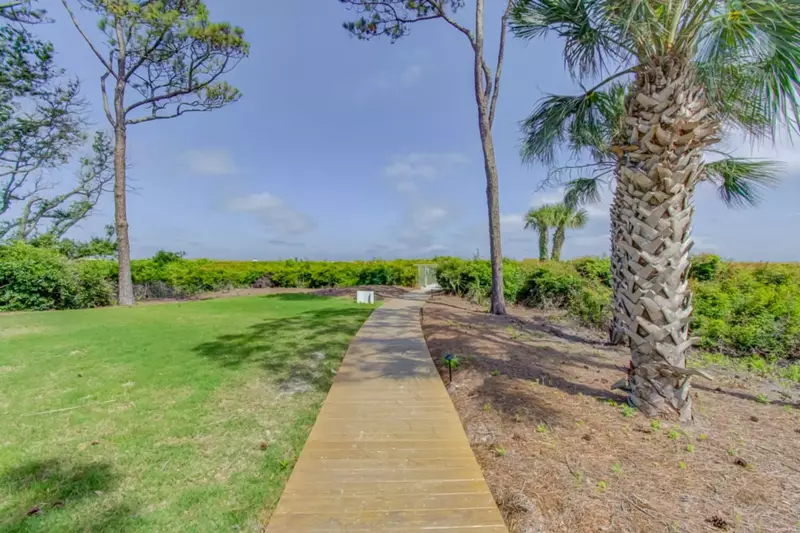 Beachwood's private boardwalk to the beach!