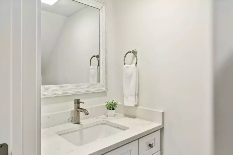 Guest half bath