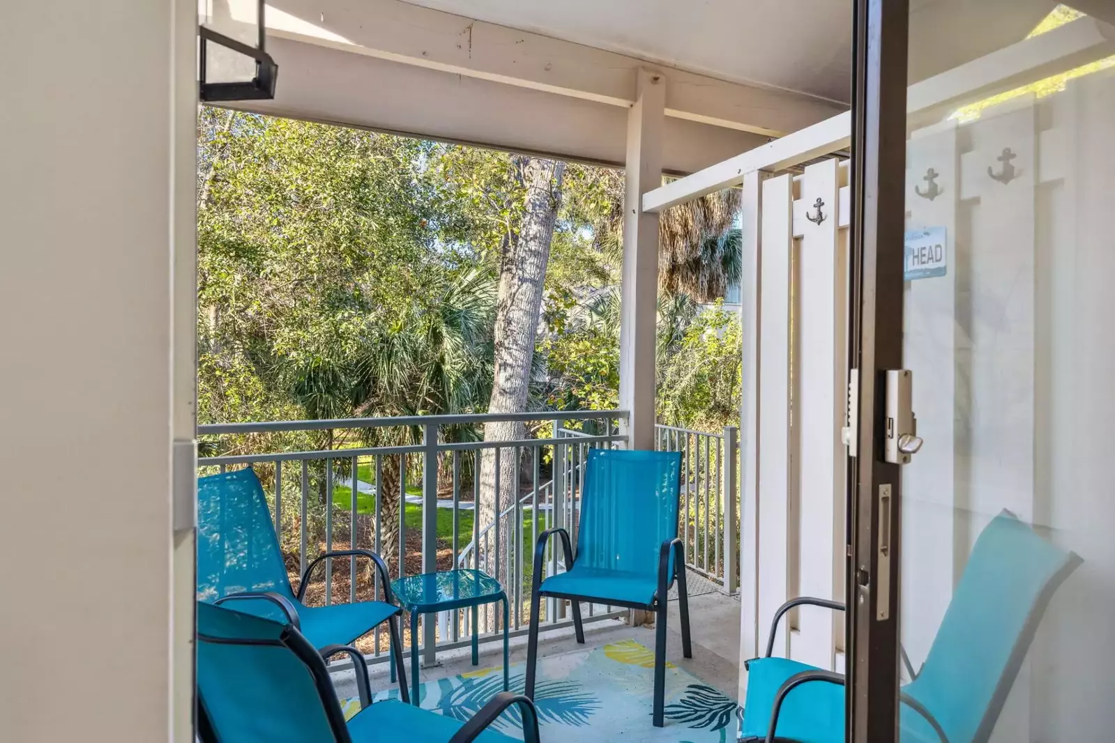 Seating for four on the outside balcony
