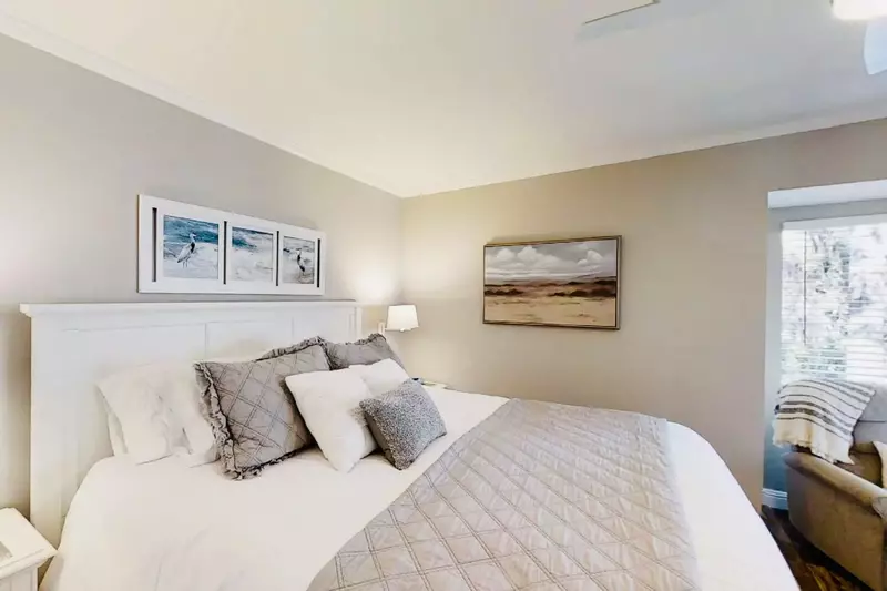 Comfy, Cozy and Relaxing Master Suite