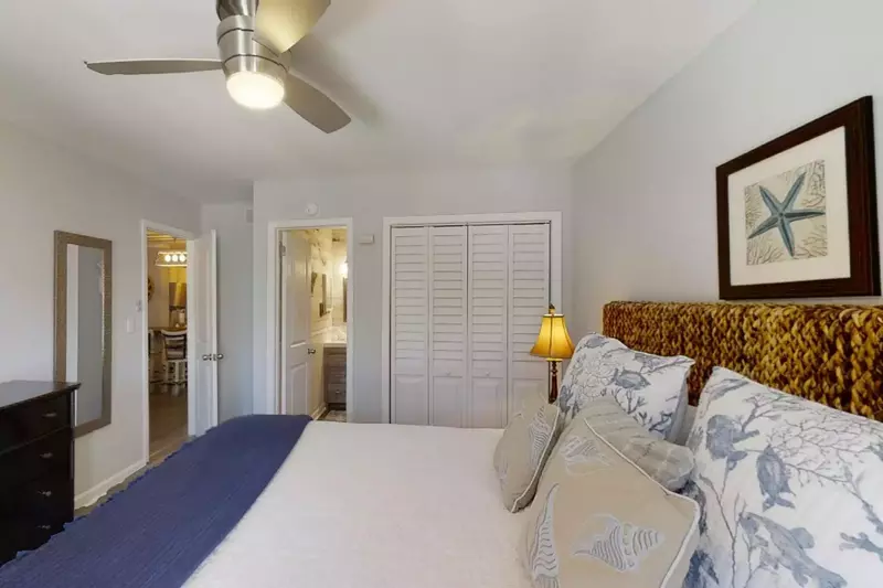 Master Bedroom with En Suite Bath