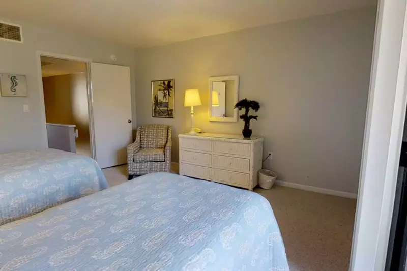 Guest bedroom on 2nd level