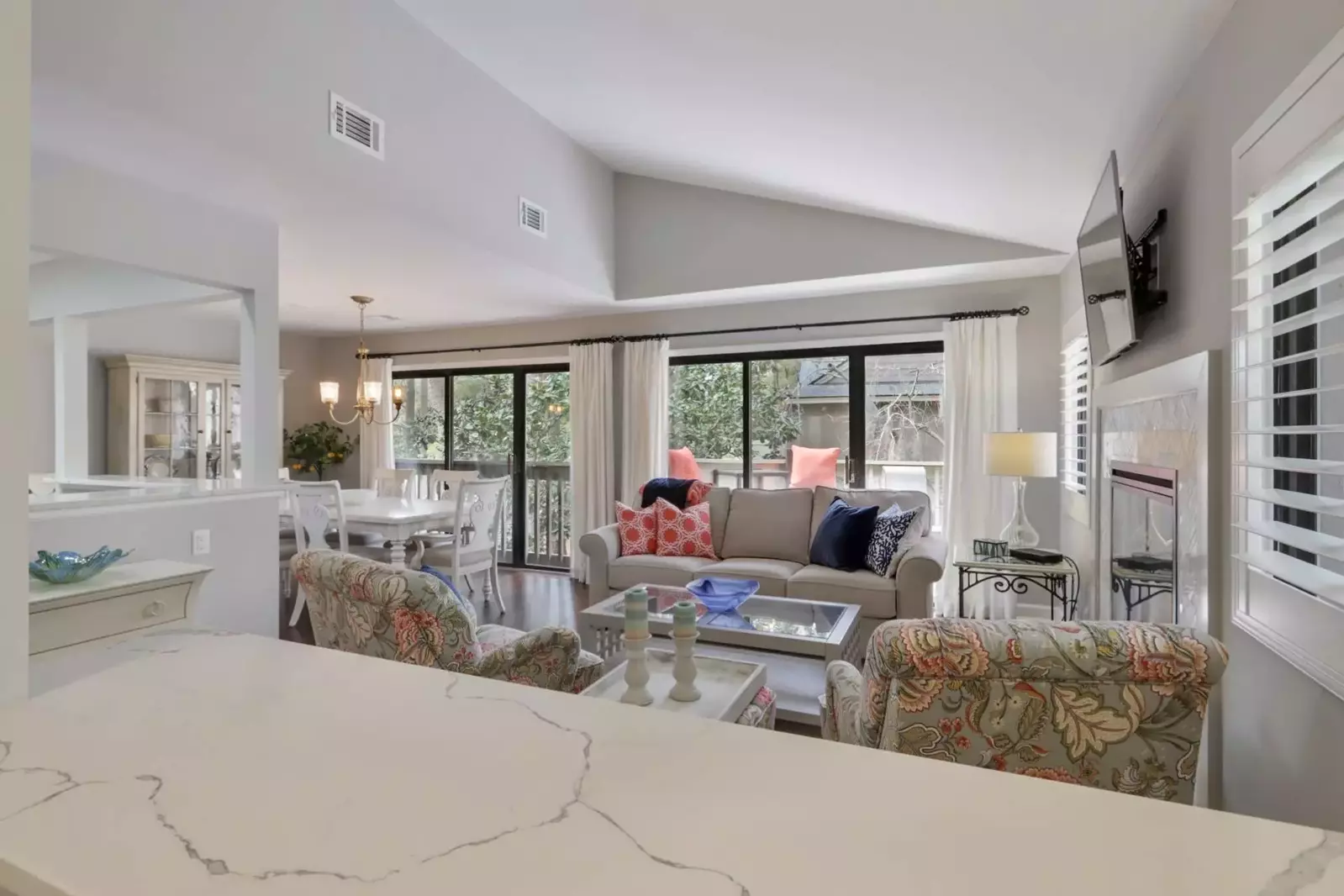 A Space To Enjoy Friends & Family