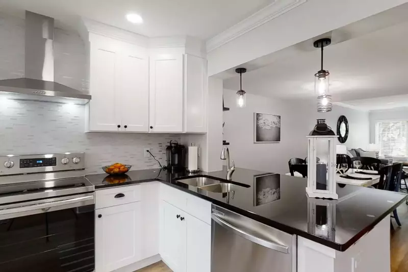 The Stunning Kitchen with all new Stainless Steel Appliances