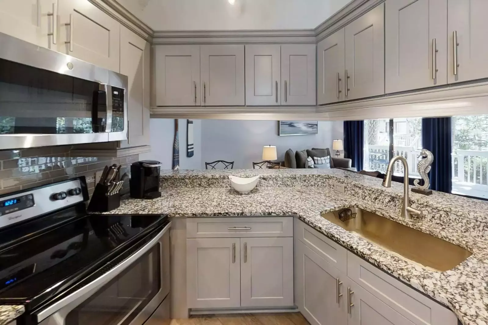 Plenty of storage space in this kitchen