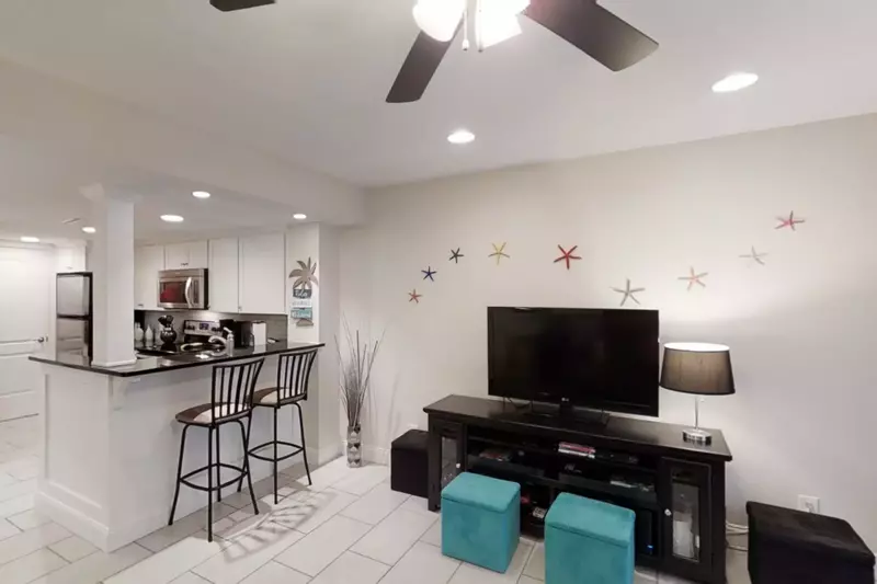 Counter seating for 2