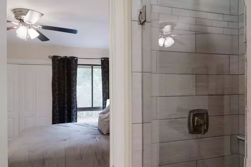 En suite bath-bedroom #2, walk in shower