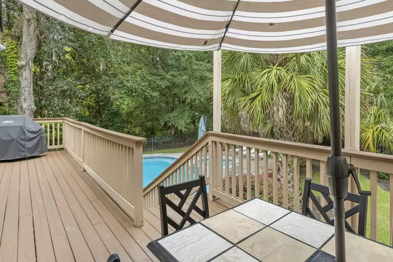Deck stairs leading to the lower level