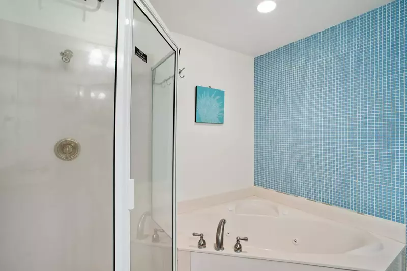 Master Ensuite Bathroom