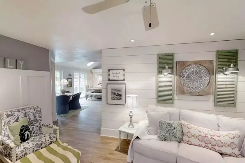 lovely coastal touches