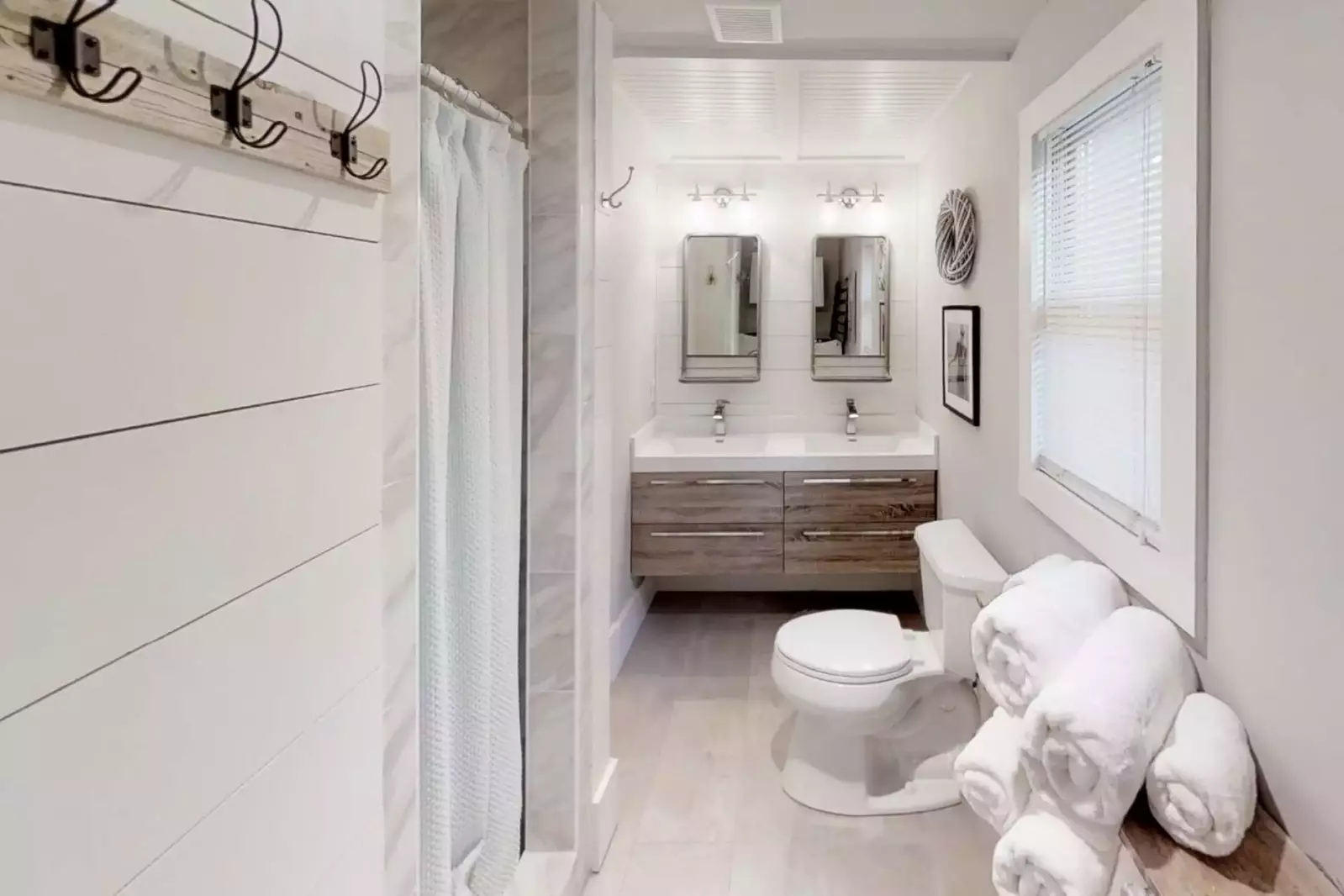 Master en suite bath with shower, double vanity and plenty of storage