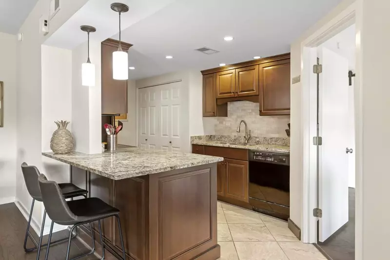 Counter seating for two