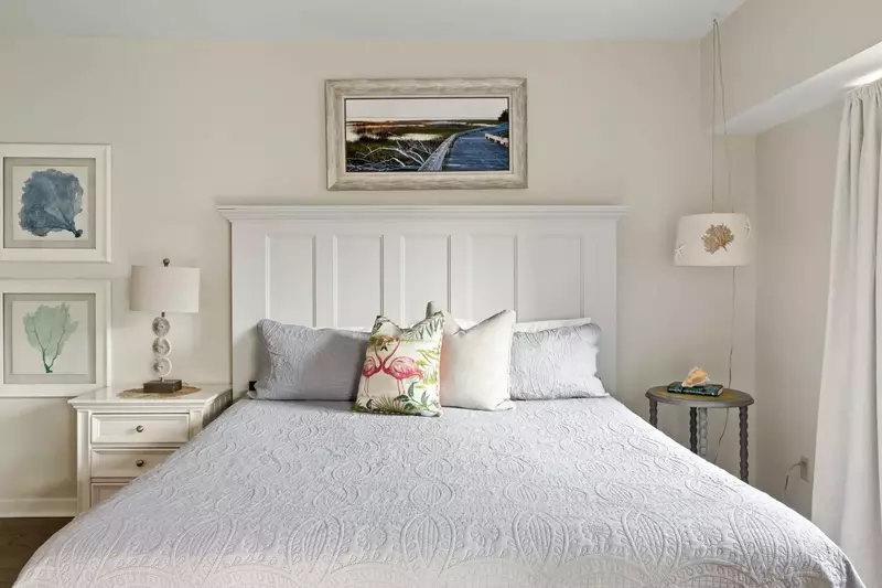 King size bed