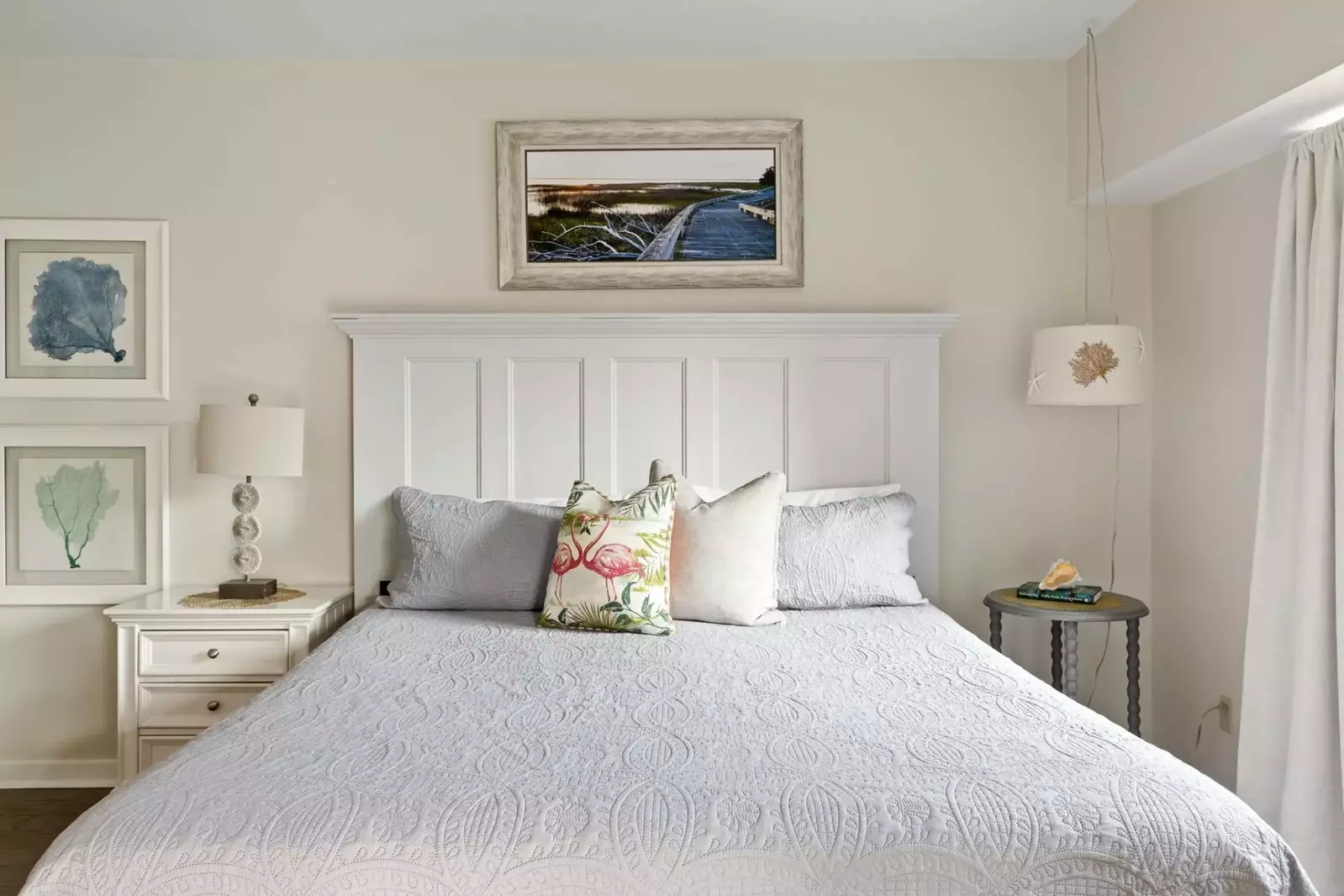 King size bed