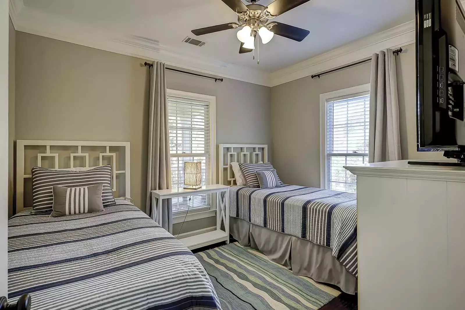 Bedroom #4-Twin beds