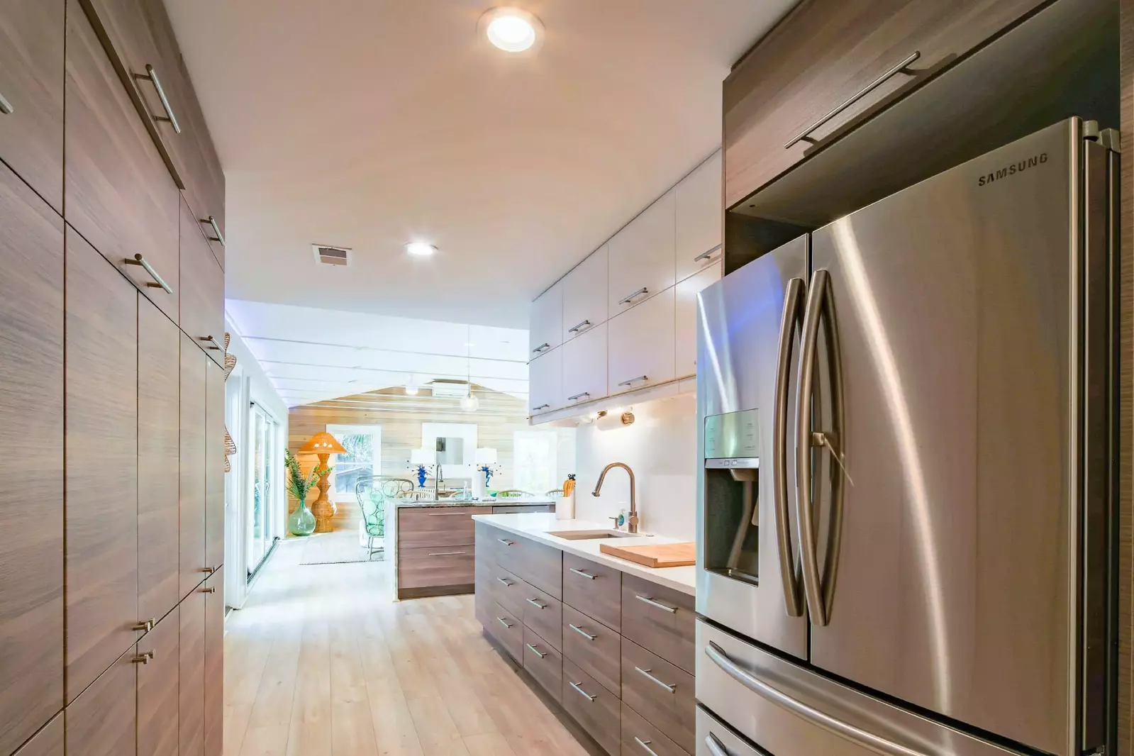 There's also plenty of area to store your food & personal items within the spacious kitchen.