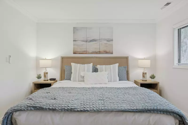 Primary Suite with King Bed