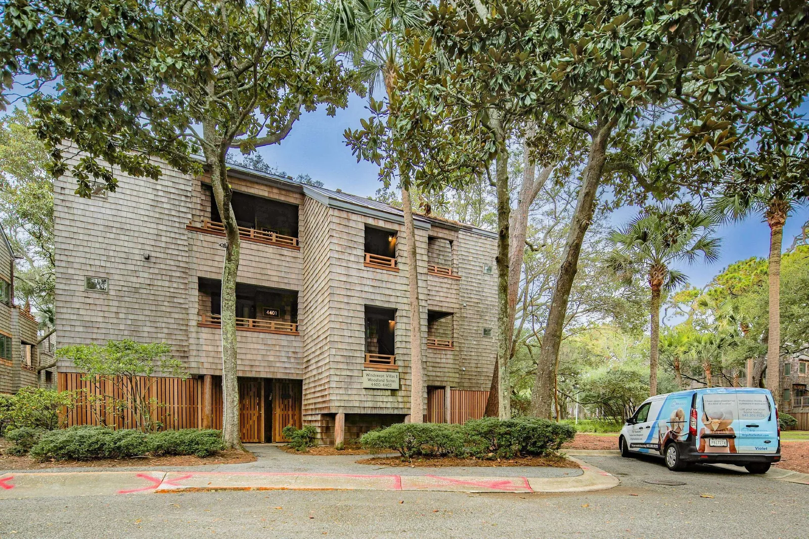 We'd love to host your next beach getaway at Driftwood Dreams!