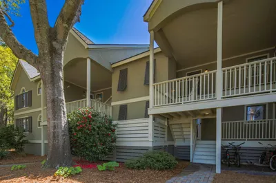 Bay Pointe Sanctuary is located on the lower level of the building -- up one half flight of stairs from the sidewalk.