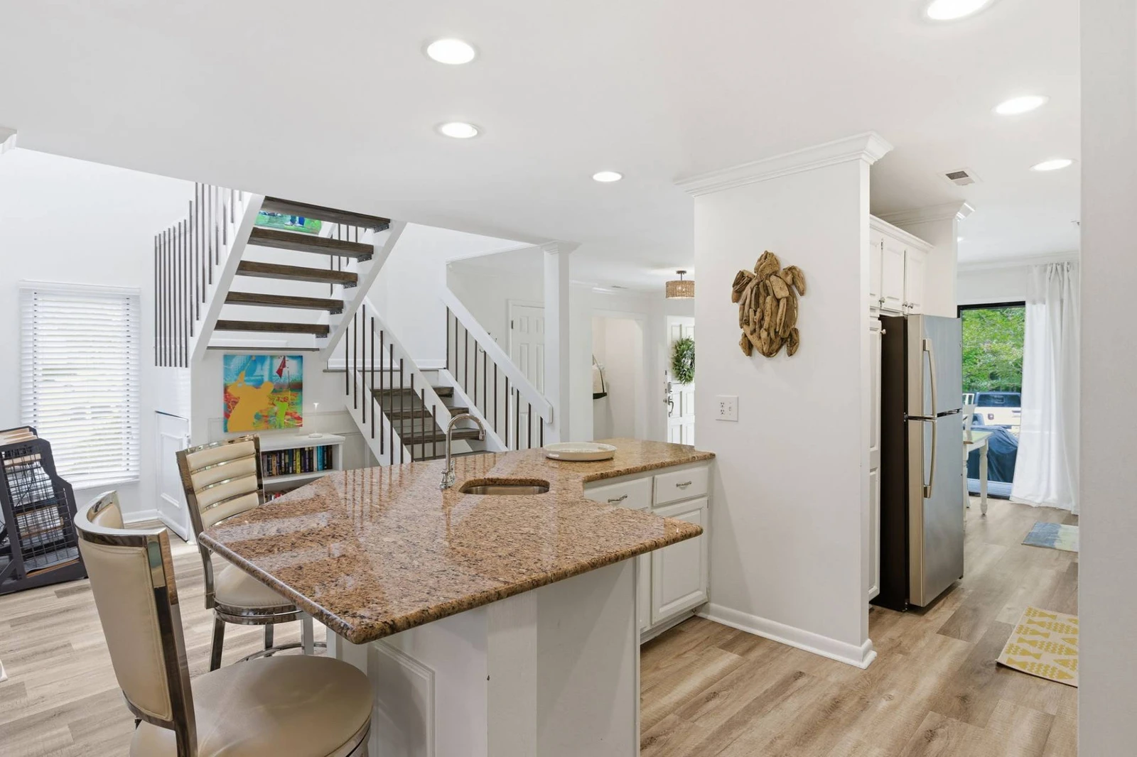 Counter seating for two
