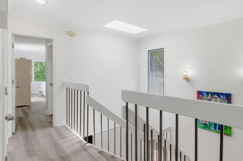 Upper level with three bedrooms