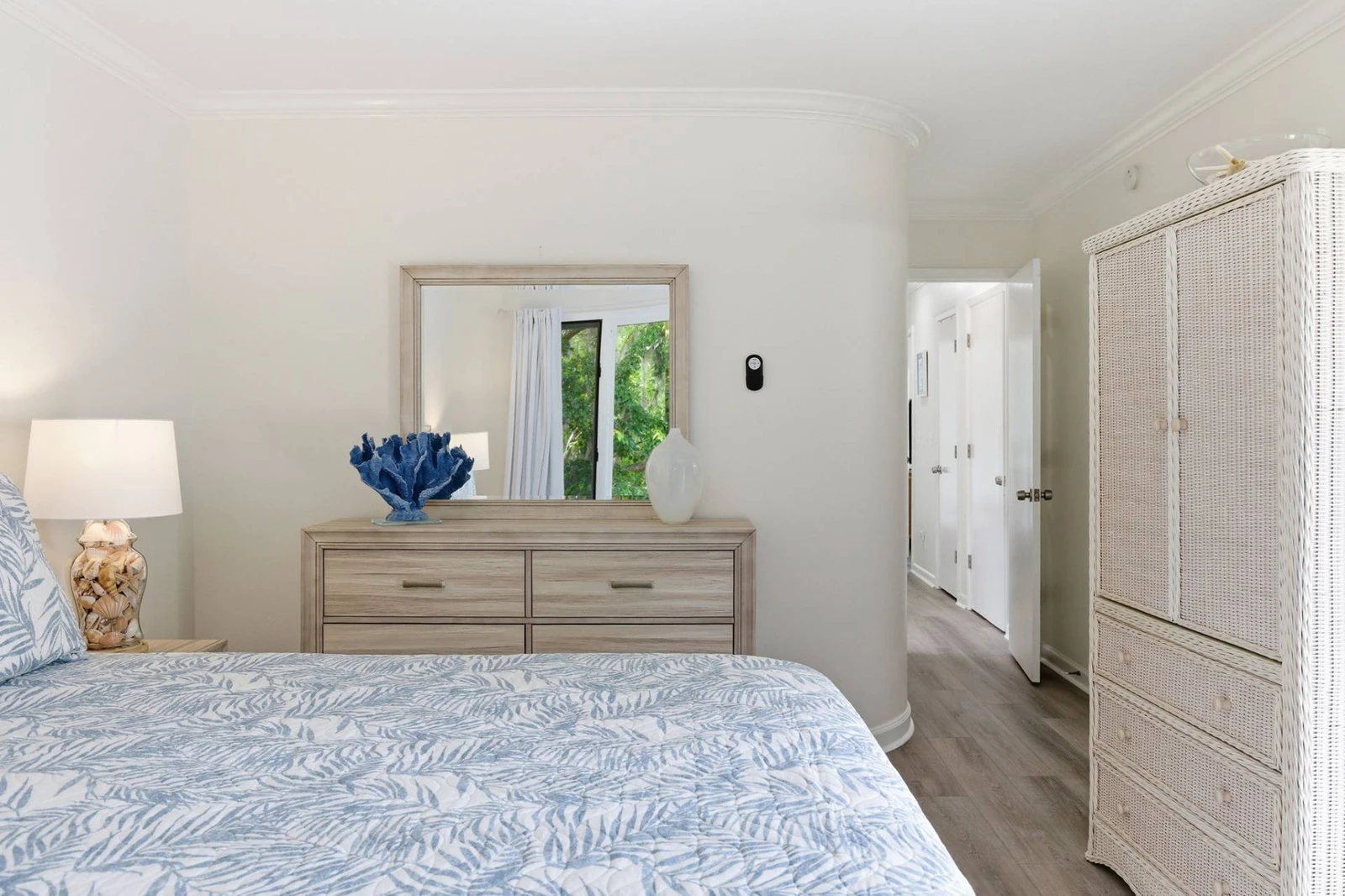 Lovely primary suite