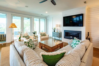 With its living room, kitchen & dining room on the second floor, Sea Gem Too receives wonderful natural light.