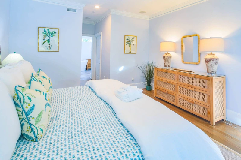 This second level primary suite also has an en suite bathroom.