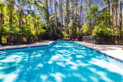 Guests of Duneside Angel may access the Duneside Villas community pool.